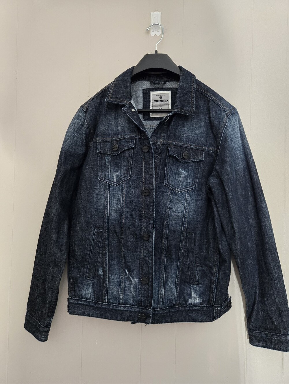 Vintage Pioneer Urban Equipment Mens Trucker Jean Jacket Blue Denim Distressed M
